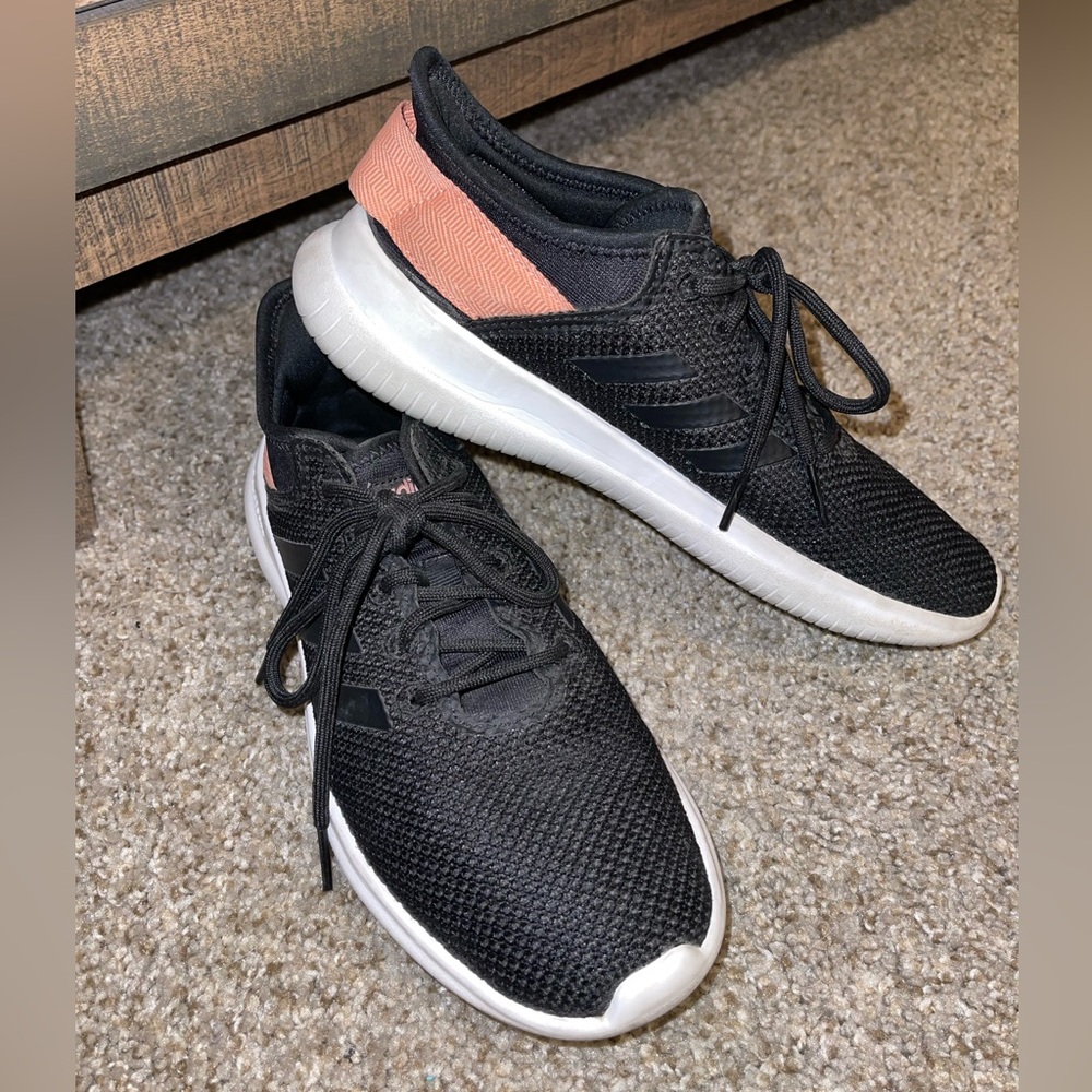 Adidas Cloudfoam; Women’s 6.5; Color: Black